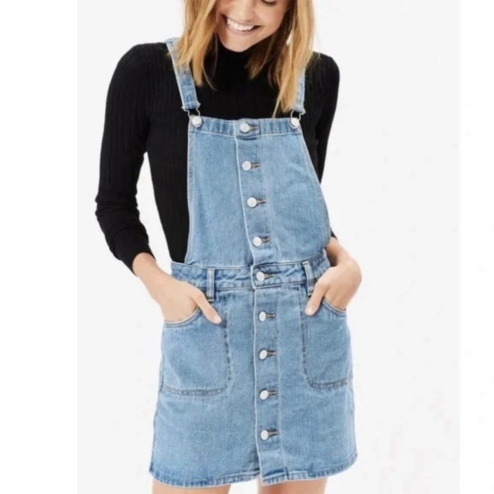 PacSun Light Wash Denim Button Down Overall Mini Skirt Size Large
